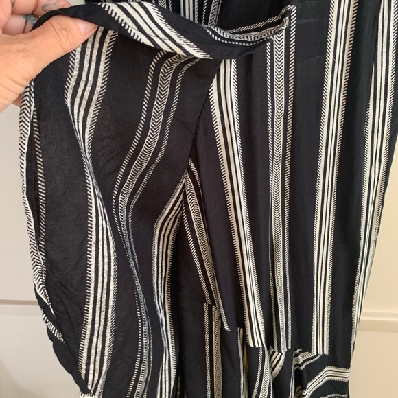 BAND OF GYPSIES RUFFLED HIGH LOW DRESS M - Picture 5 of 11